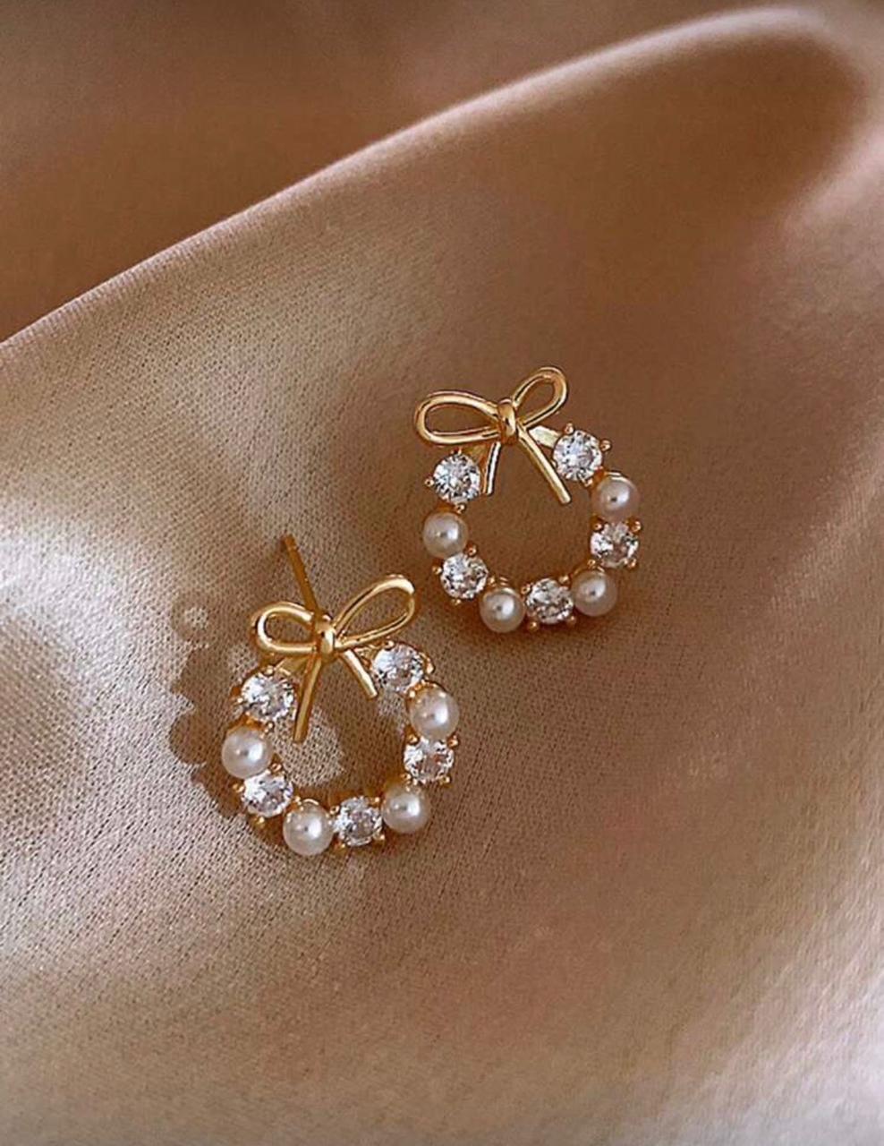 Pearl Bow Studs